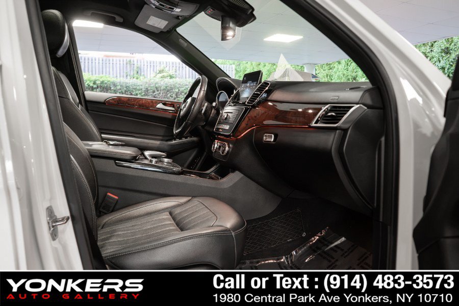 Used 2019 Mercedes-Benz GLS 450 4MATIC image 26