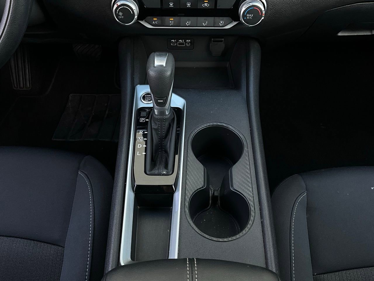 Used 2025 Nissan Altima 2.5 SV image 15