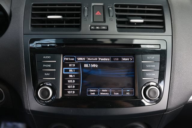 Used 2013 MAZDA MAZDA3 Touring FWD image 36