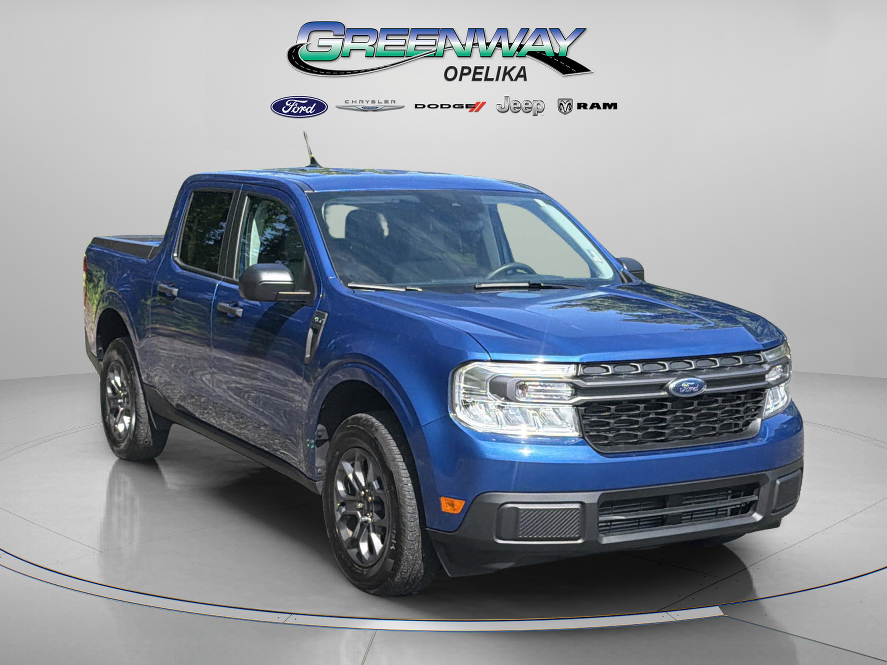 Used 2024 Ford Maverick XLT FWD image 1