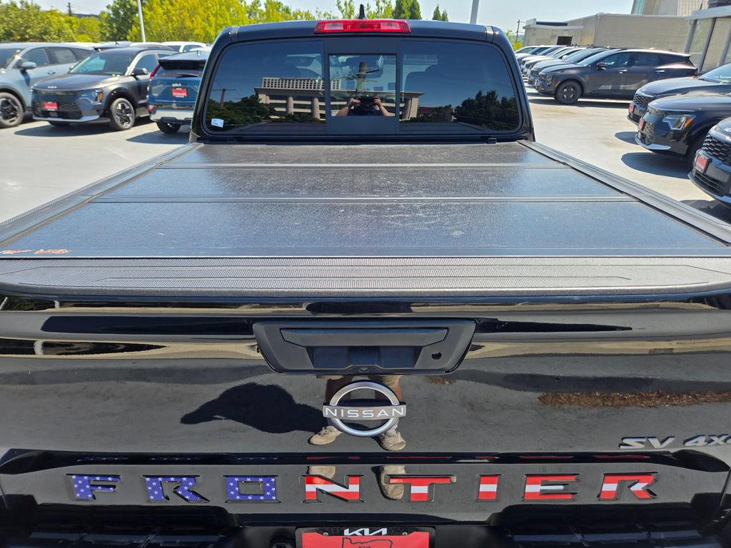 Used 2022 Nissan Frontier SV AWD/4WD image 14