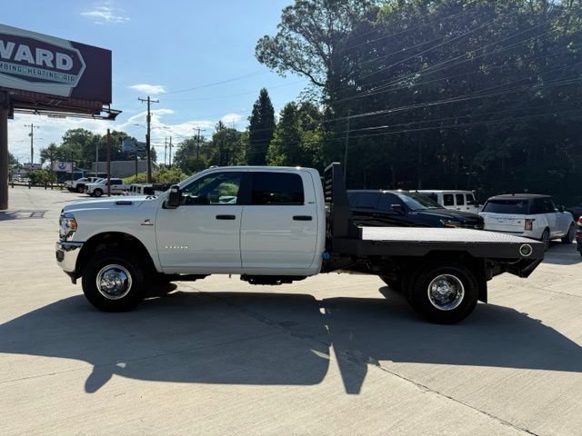 Used 2024 RAM 3500 SLT w/ Quick Order Package 2YG SLT AWD/4WD image 9