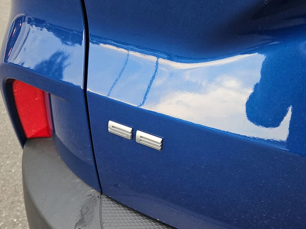 Used 2022 Ford Escape SE image 30