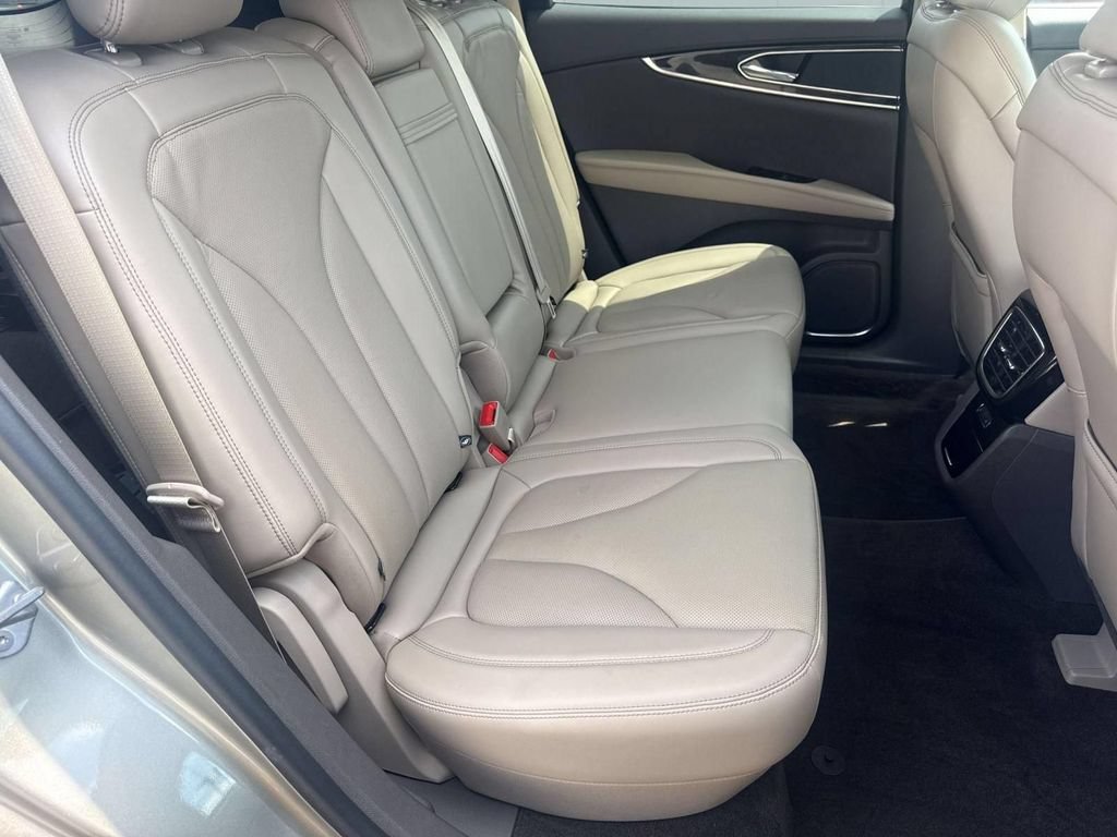 Certified 2023 Lincoln Nautilus Reserve AWD/4WD image 31