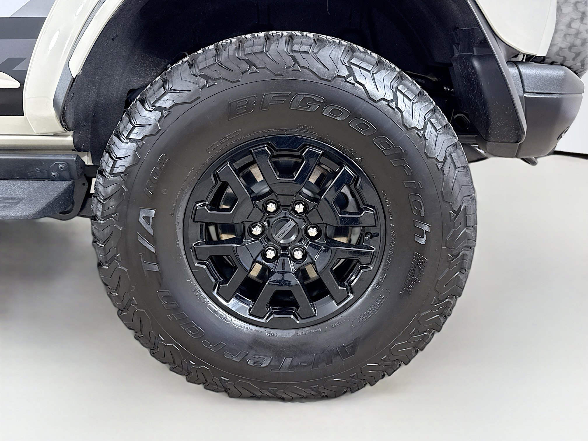 Used 2025 Ford Bronco Raptor image 32