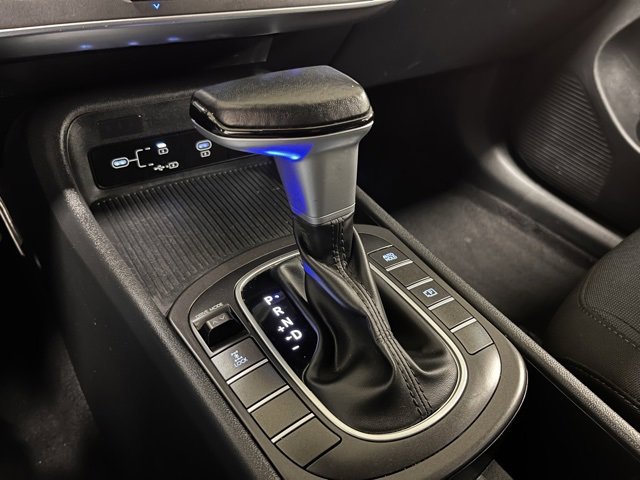 Used 2024 Hyundai Kona SEL image 25