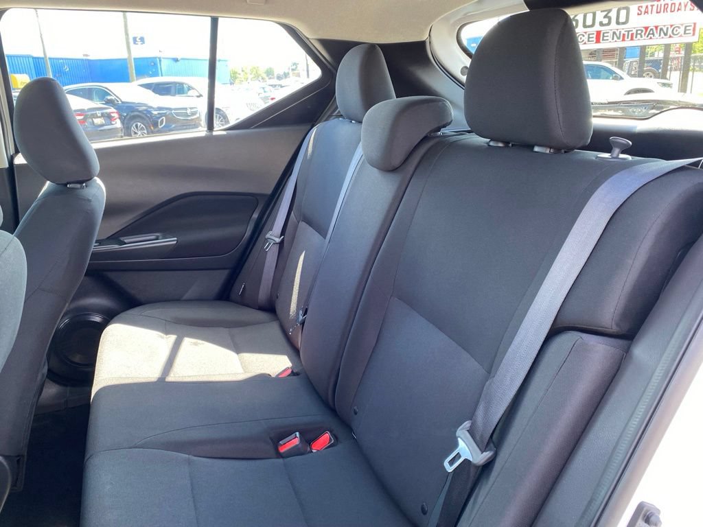 Used 2023 Nissan Kicks S FWD image 15
