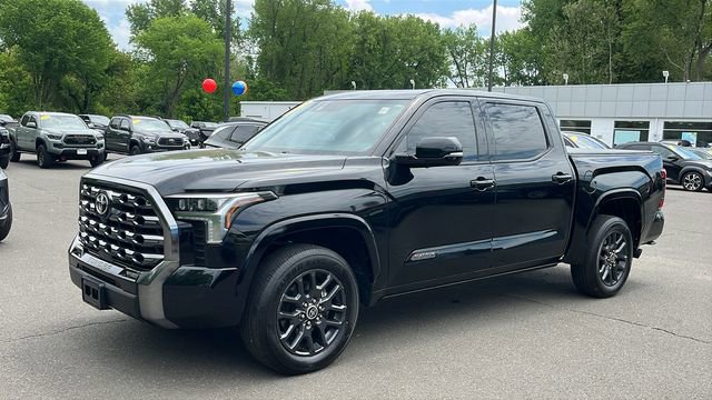 Used 2023 Toyota Tundra Platinum AWD/4WD image 3