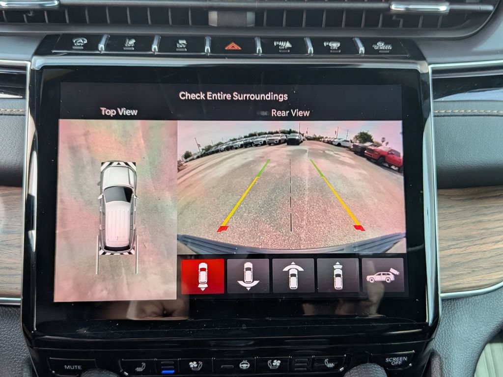 Used 2023 Jeep Grand Cherokee Summit w/ Rear Seat Video Group I AWD/4WD image 26