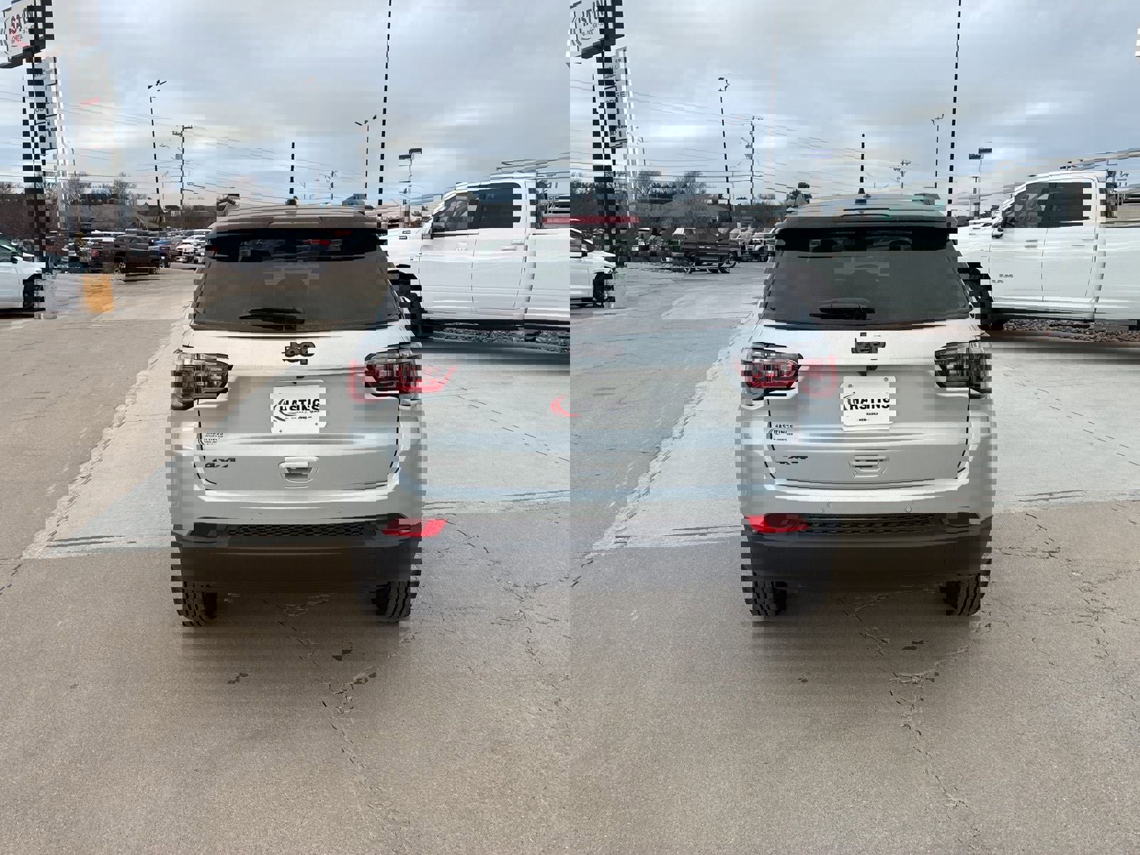 New 2026 Jeep Compass Limited w/ Sun, Sound & Navigation Group image 4