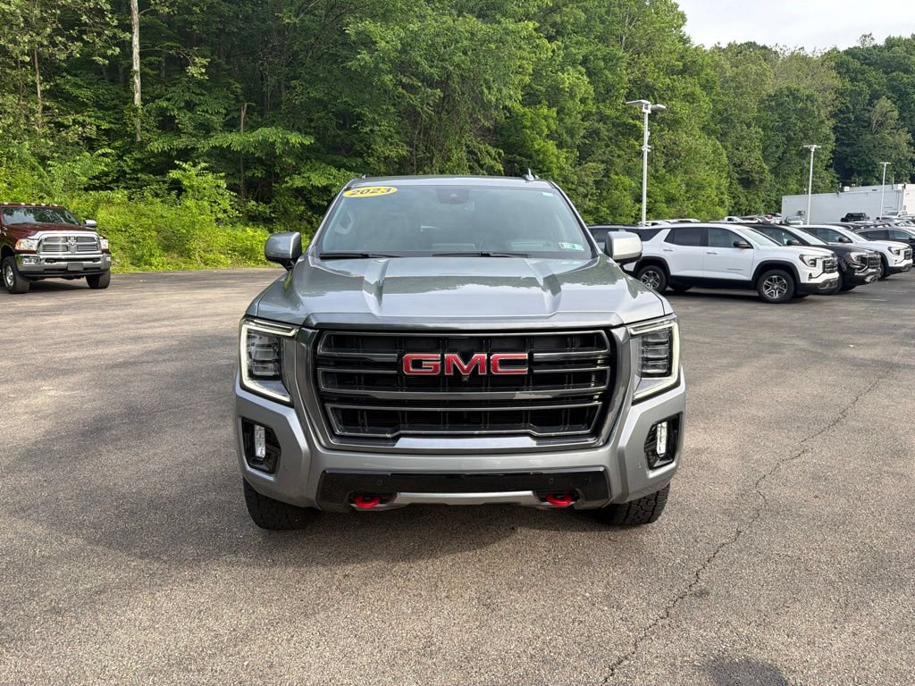 Used 2023 GMC Yukon XL AT4 w/ Technology Package AWD/4WD image 8