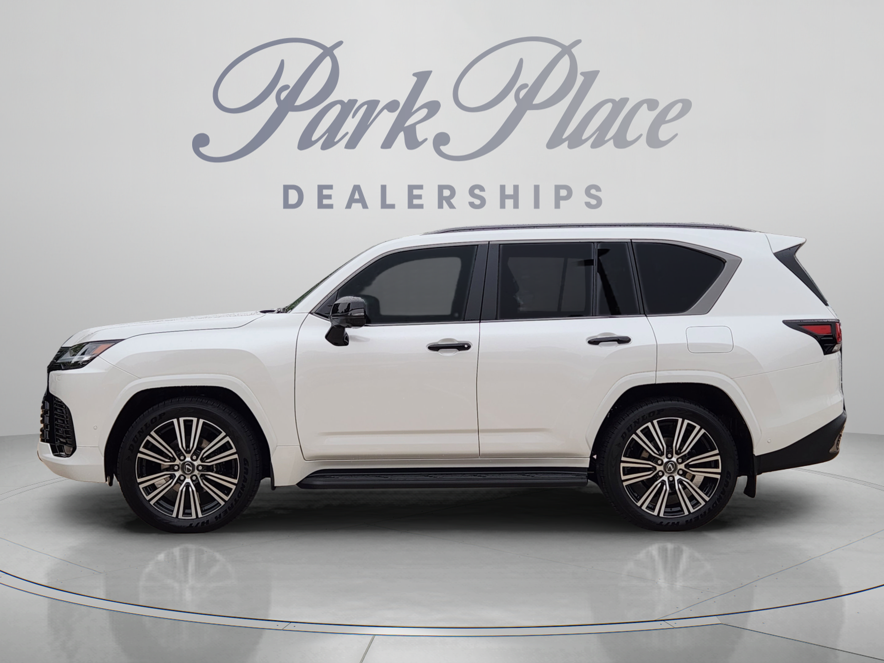 New 2026 Lexus LX 700h Luxury AWD/4WD image 2