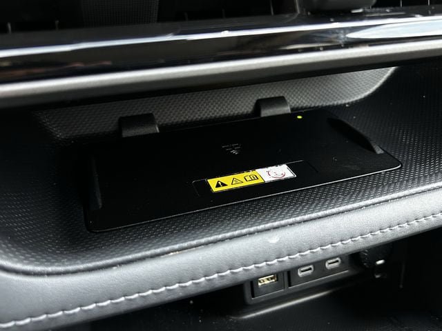 Used 2023 Toyota Highlander XLE FWD image 22