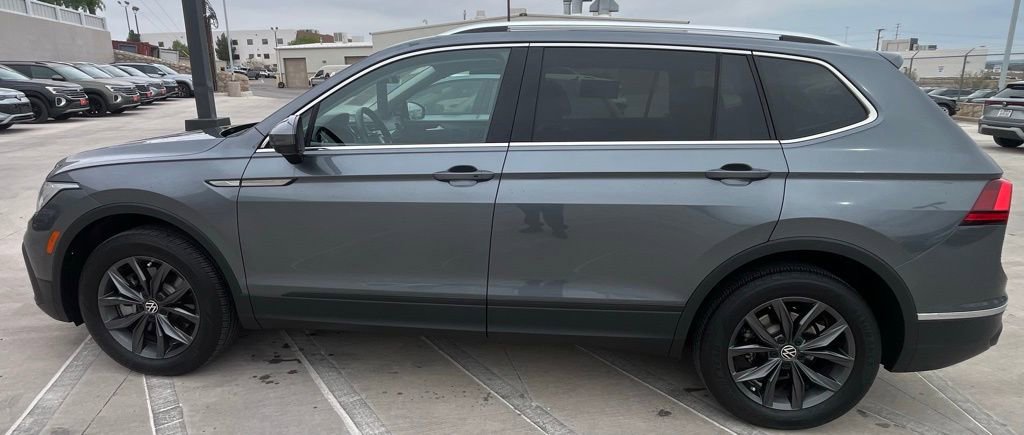 Certified 2023 Volkswagen Tiguan SE FWD image 5