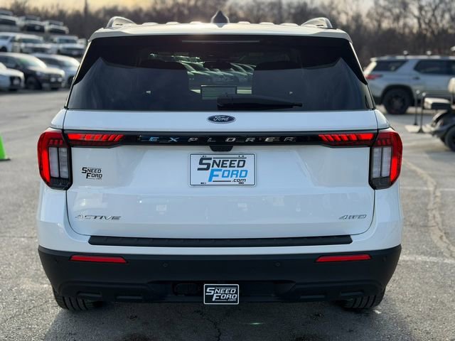Used 2025 Ford Explorer Active image 6
