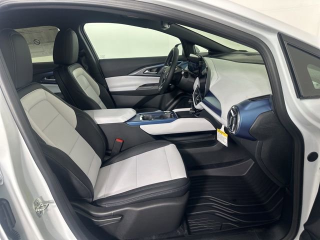 New 2026 Chevrolet Equinox EV LT AWD/4WD image 15