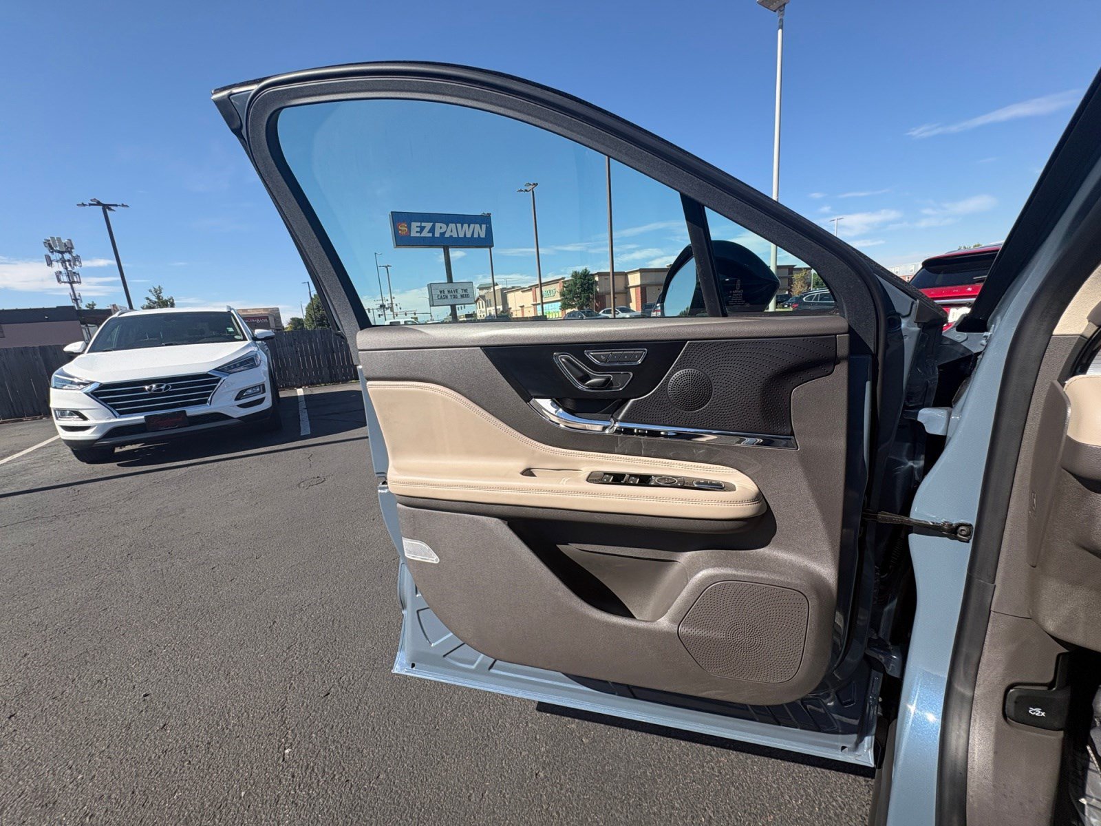 Certified 2024 Lincoln Corsair AWD w/ Equipment Group 101A image 19