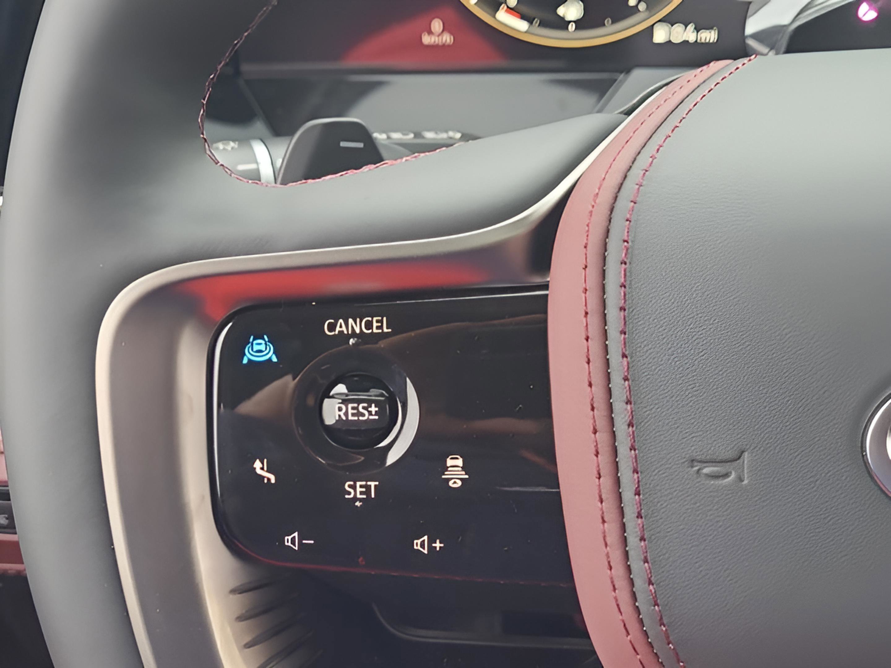 New 2026 INFINITI QX80 Autograph w/ Premium Cargo Package image 17