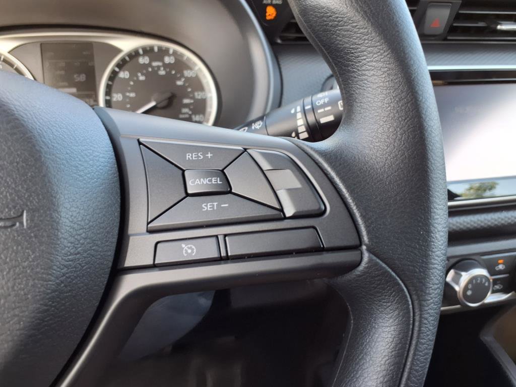 New 2025 Nissan Kicks Play S FWD image 21