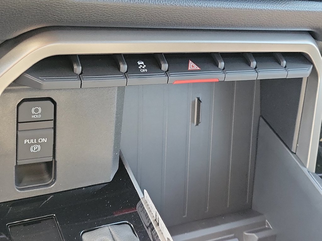 New 2026 Toyota Tundra SR5 w/ SR5 Convenience Package RWD image 17