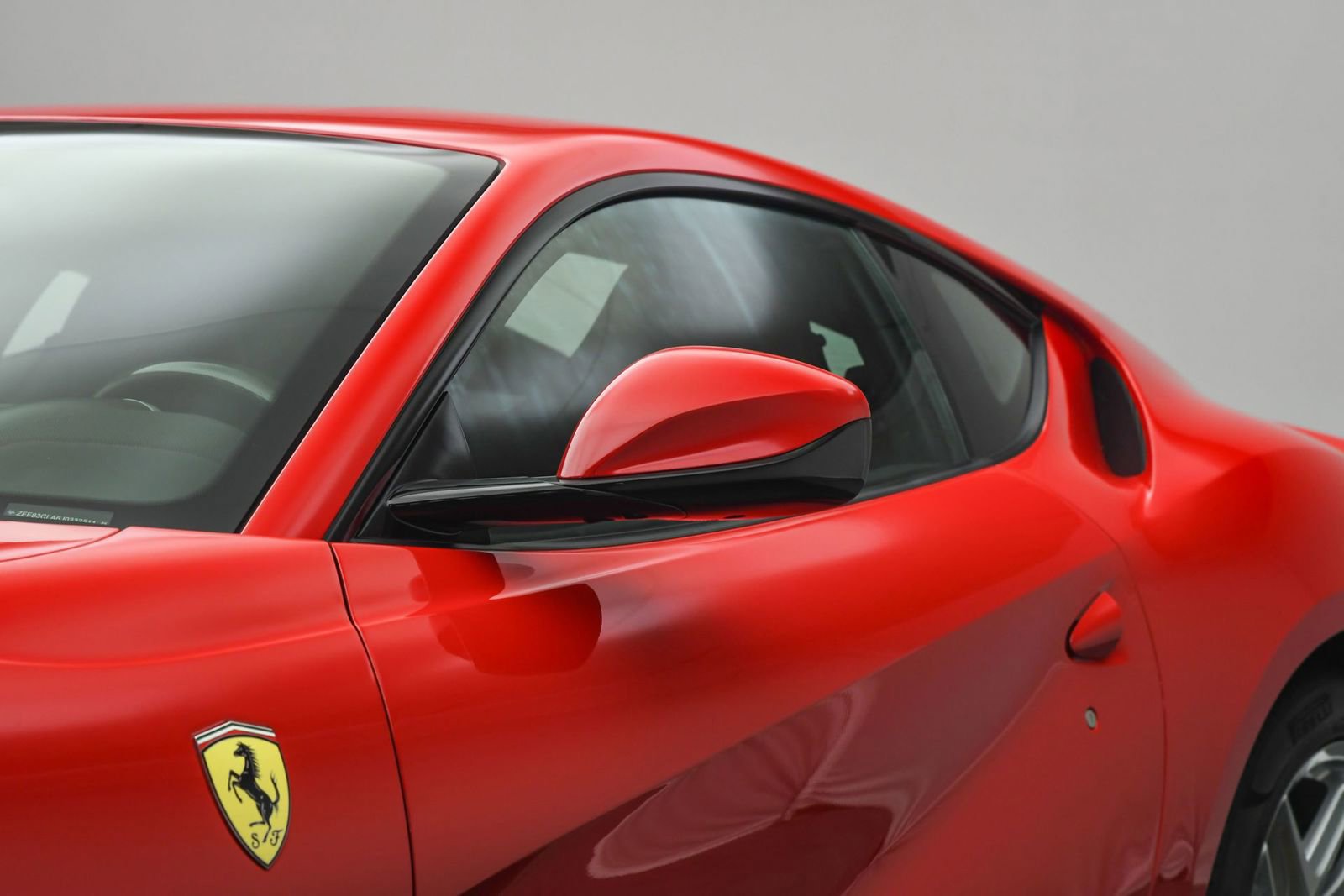 Used 2018 Ferrari 812 Superfast RWD image 12