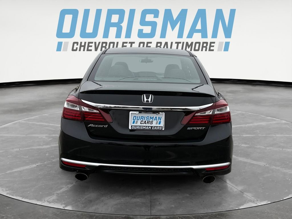 Used 2017 Honda Accord Sport image 5