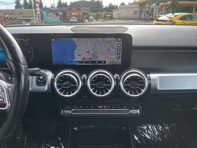 Used 2022 Mercedes-Benz EQB 350 4MATIC image 10