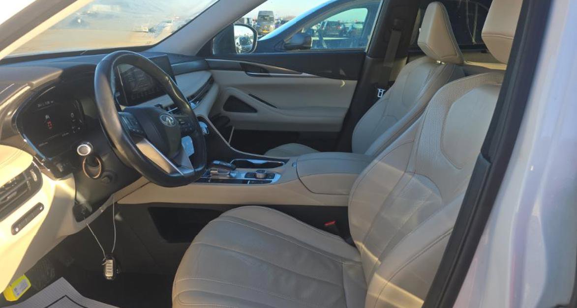 Used 2023 INFINITI QX60 Luxe w/ Cargo Package image 9
