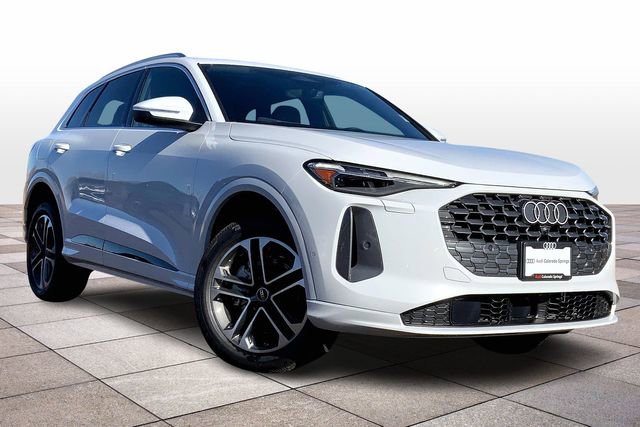 New 2025 Audi Q5 Premium Plus image 2