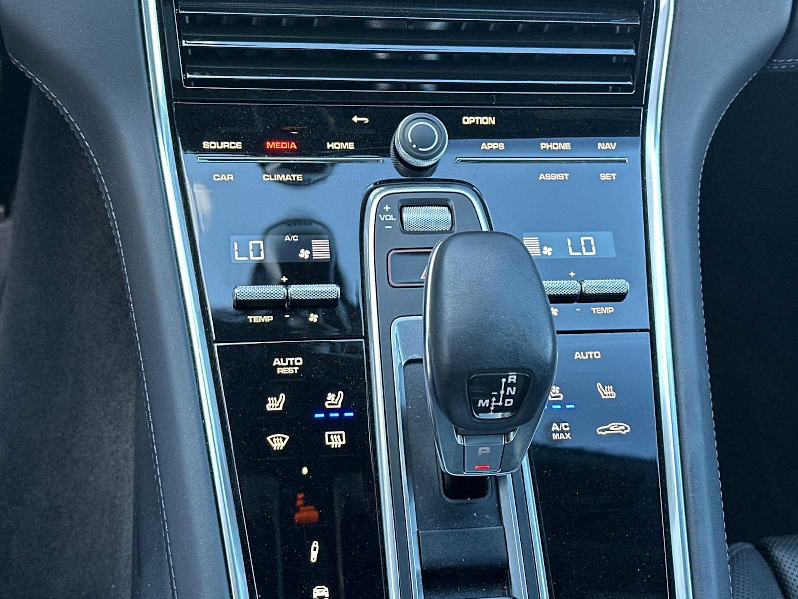 Certified 2021 Porsche Panamera Turbo S image 21