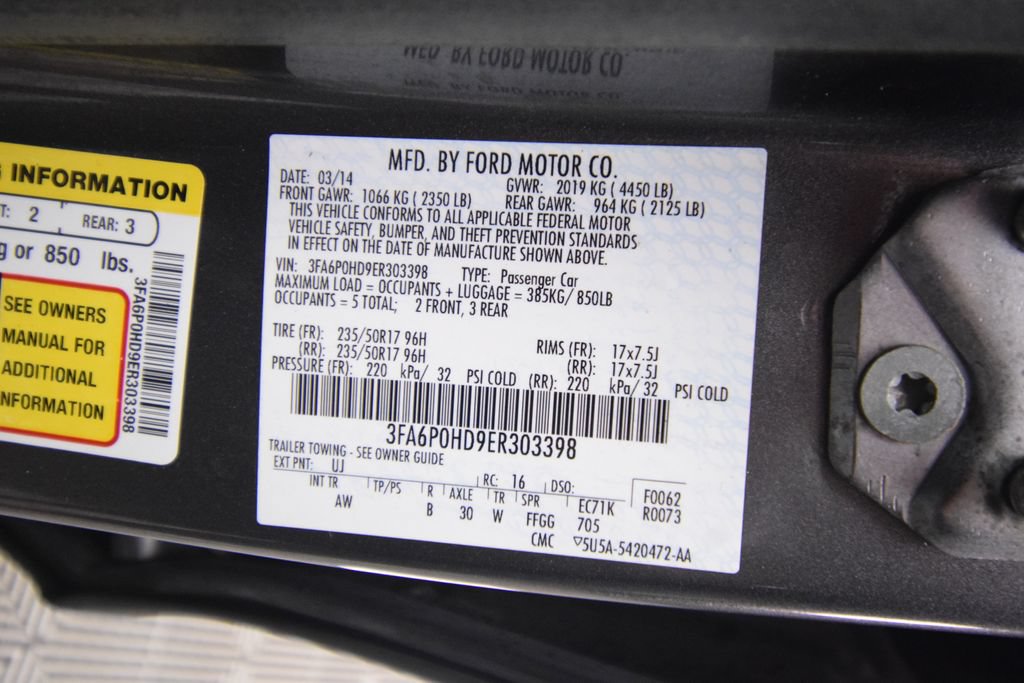 Used 2014 Ford Fusion SE FWD image 23