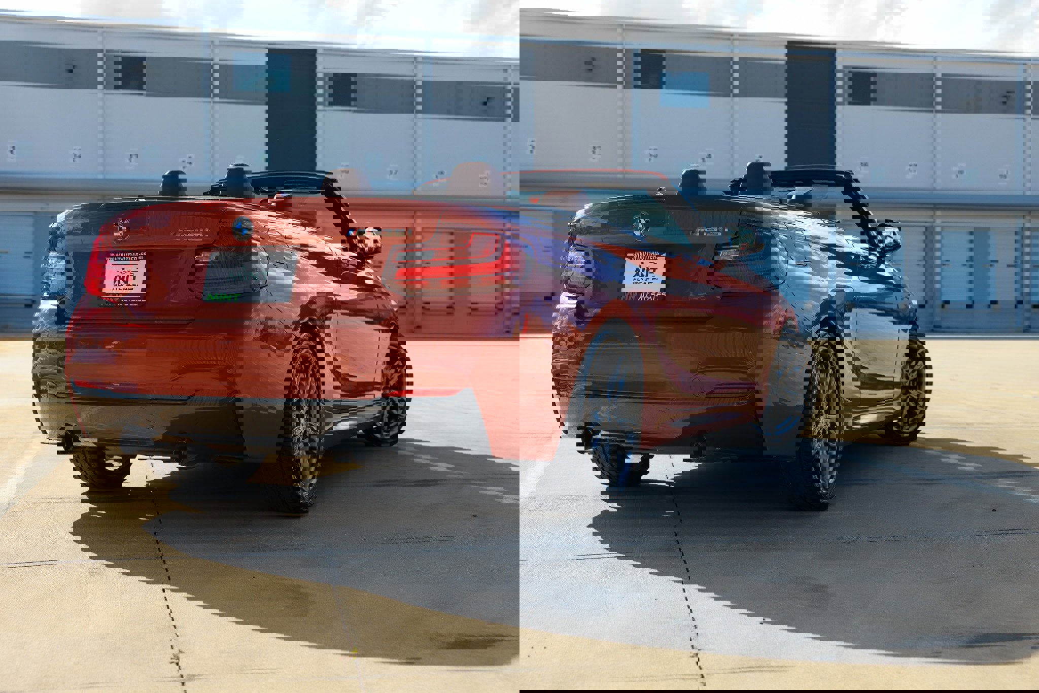 Used 2015 BMW M235i Convertible image 33