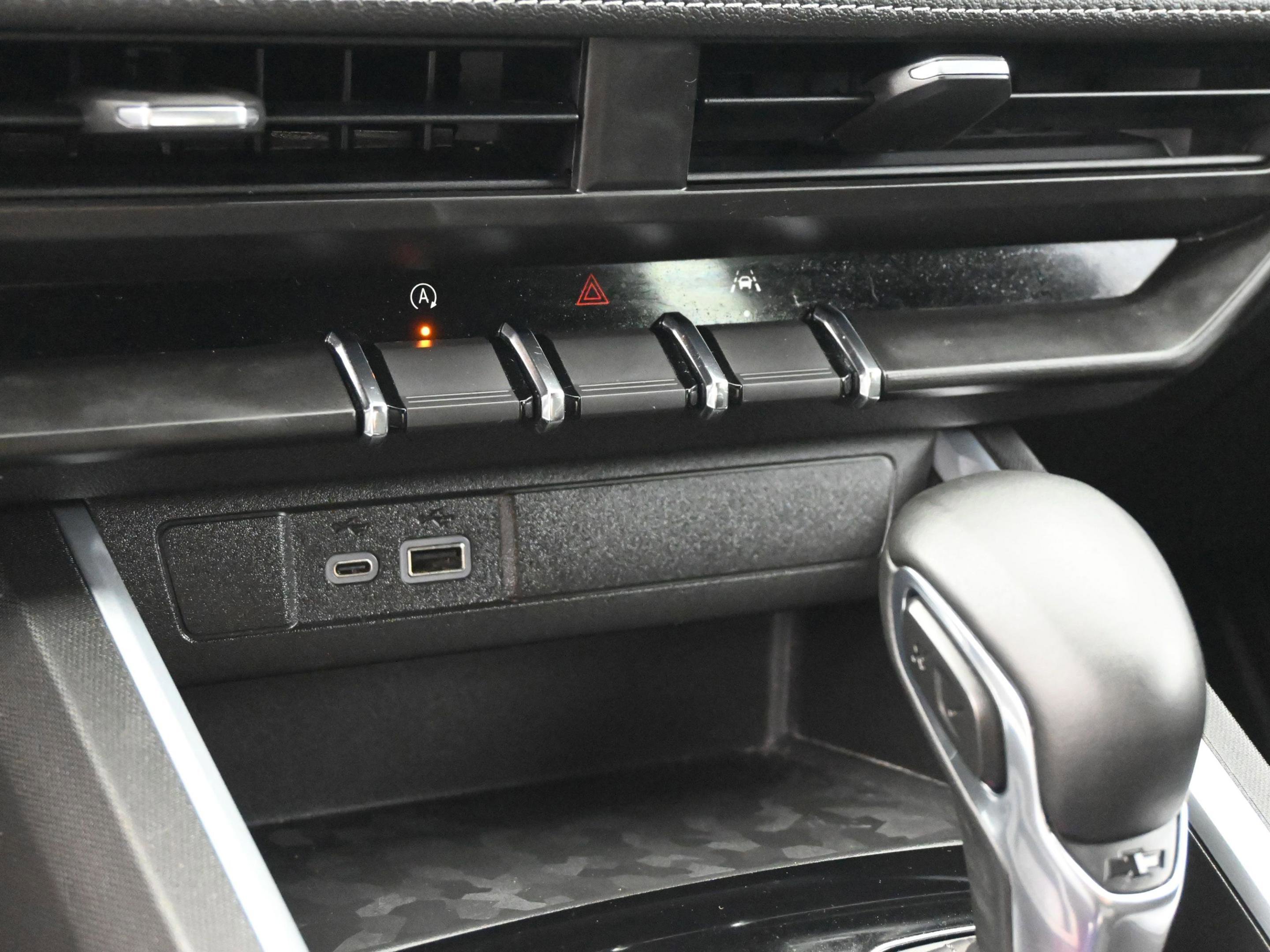 Used 2023 Chevrolet Colorado LT w/ LT Convenience Package RWD image 24