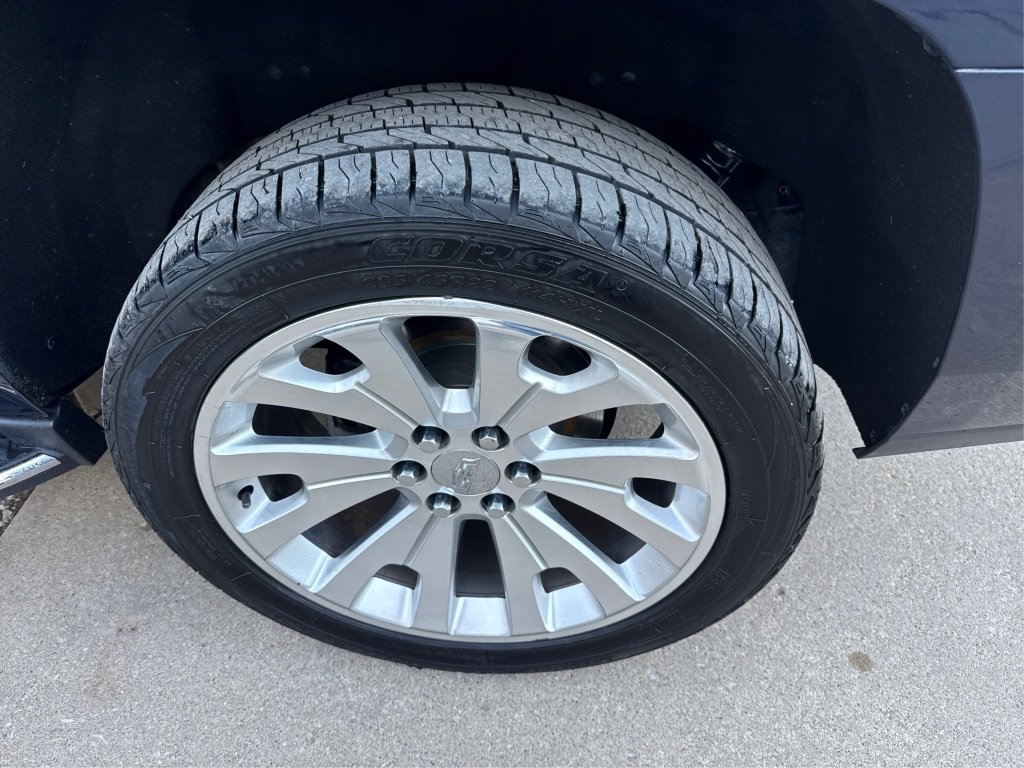 Used 2019 Cadillac Escalade Luxury image 19