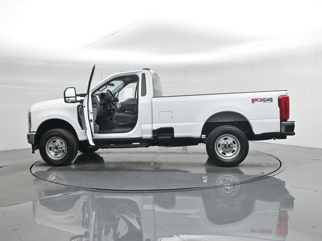 New 2026 Ford F350 XL w/ FX4 Off-Road Package AWD/4WD image 30