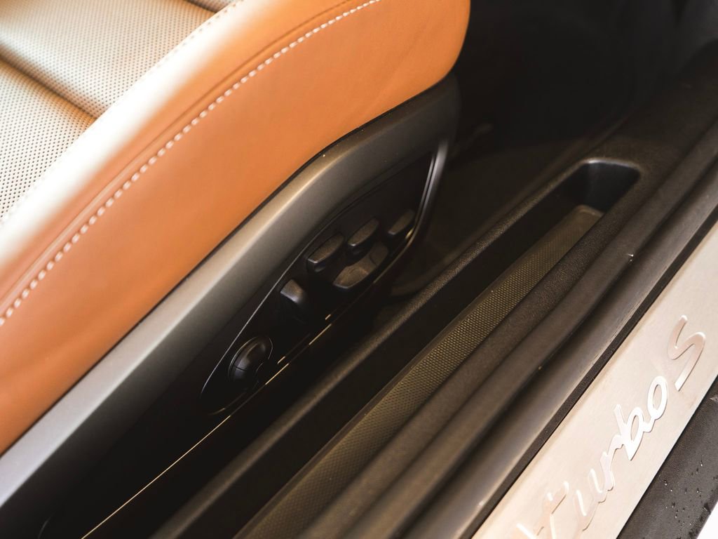 Used 2024 Porsche 911 Turbo S image 38