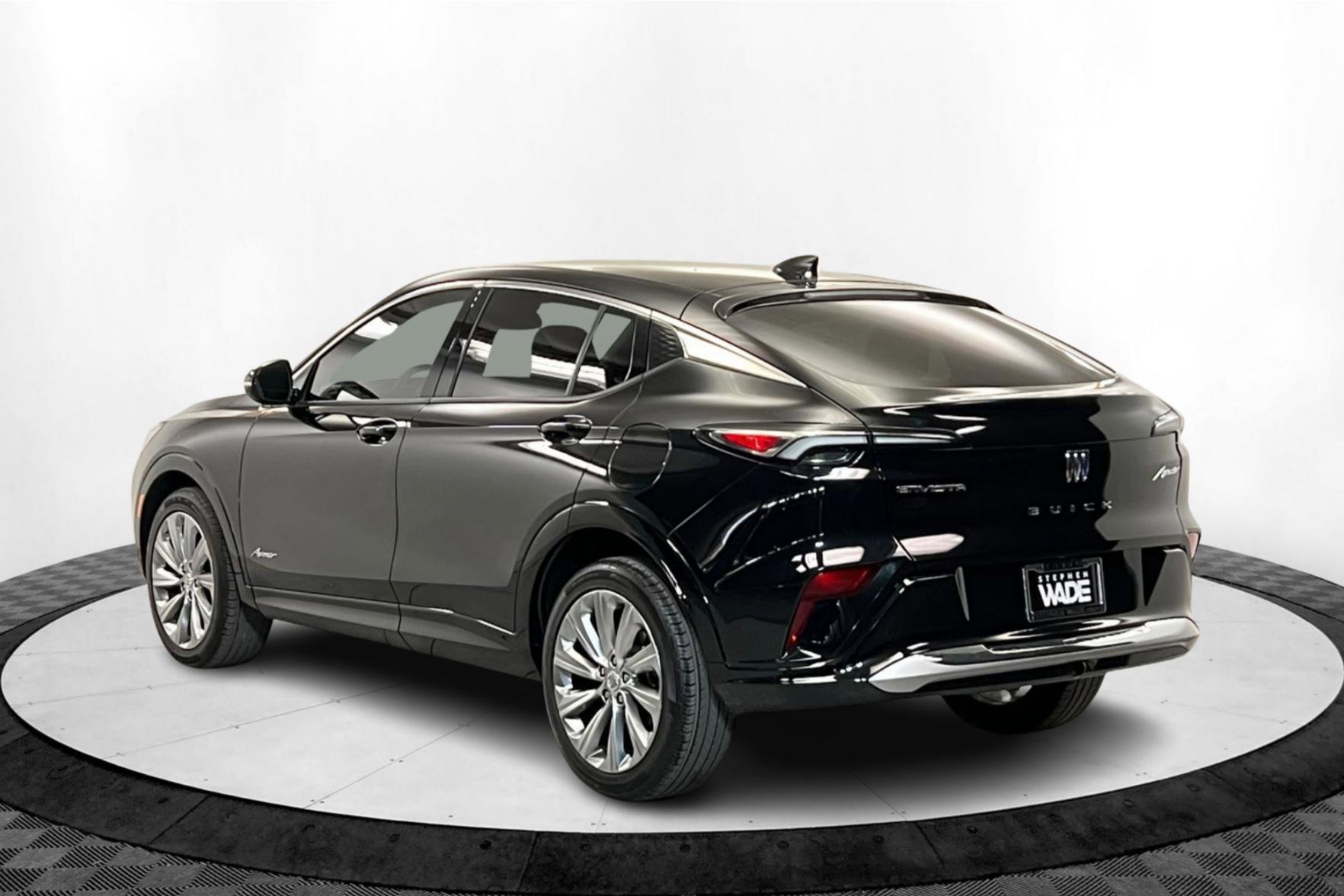 Used 2024 Buick Envista Avenir image 3