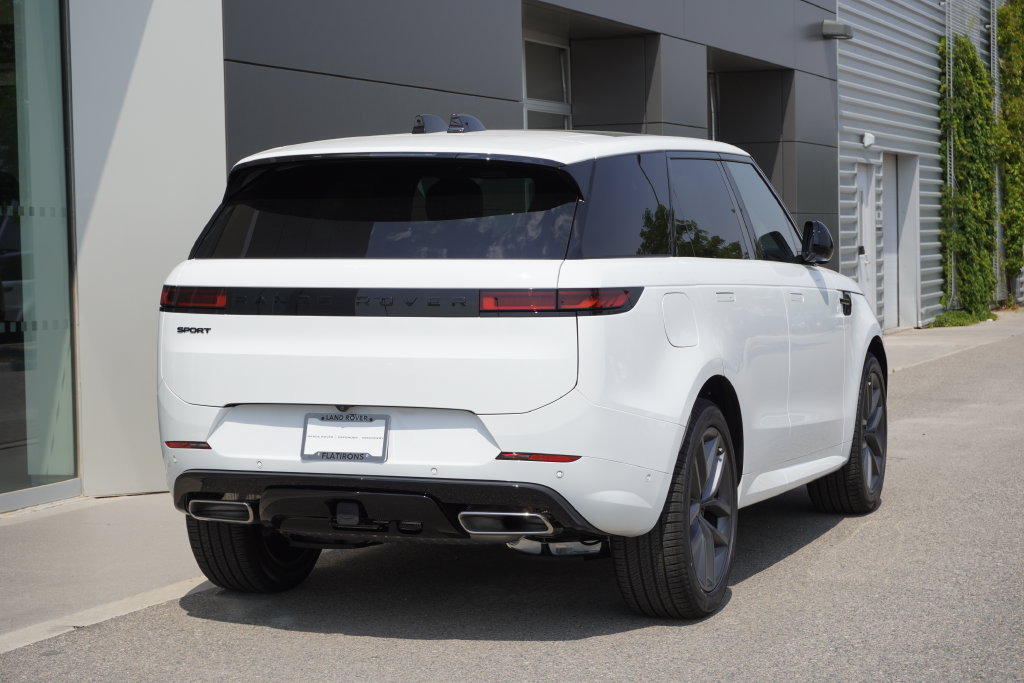 New 2026 Land Rover Range Rover Sport Dynamic SE AWD/4WD image 2