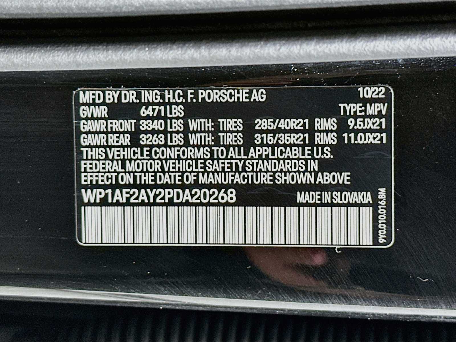 Certified 2023 Porsche Cayenne Turbo AWD/4WD image 34