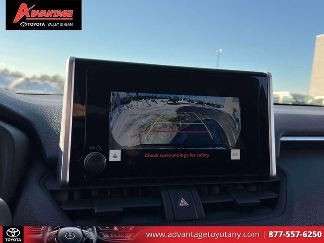 Used 2023 Toyota RAV4 SE w/ Weather & Moonroof Package image 35