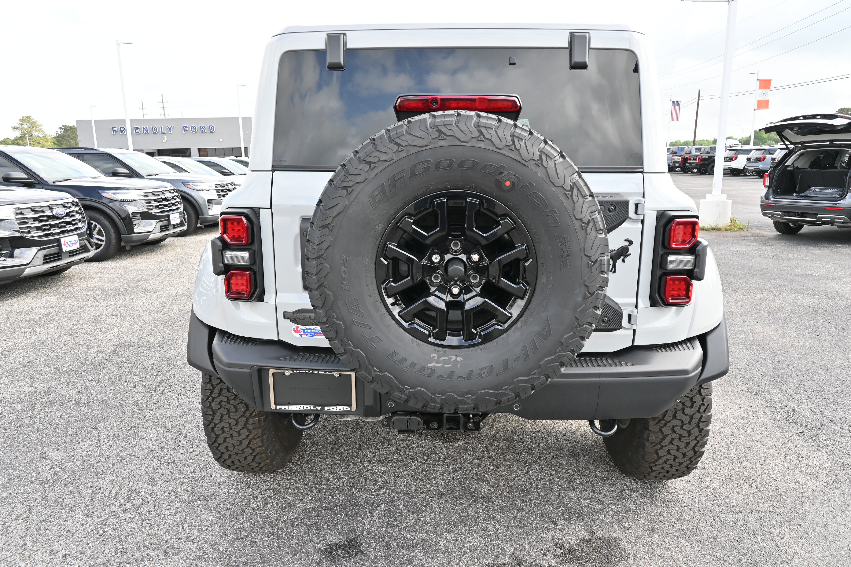 New 2026 Ford Bronco Raptor AWD/4WD image 4