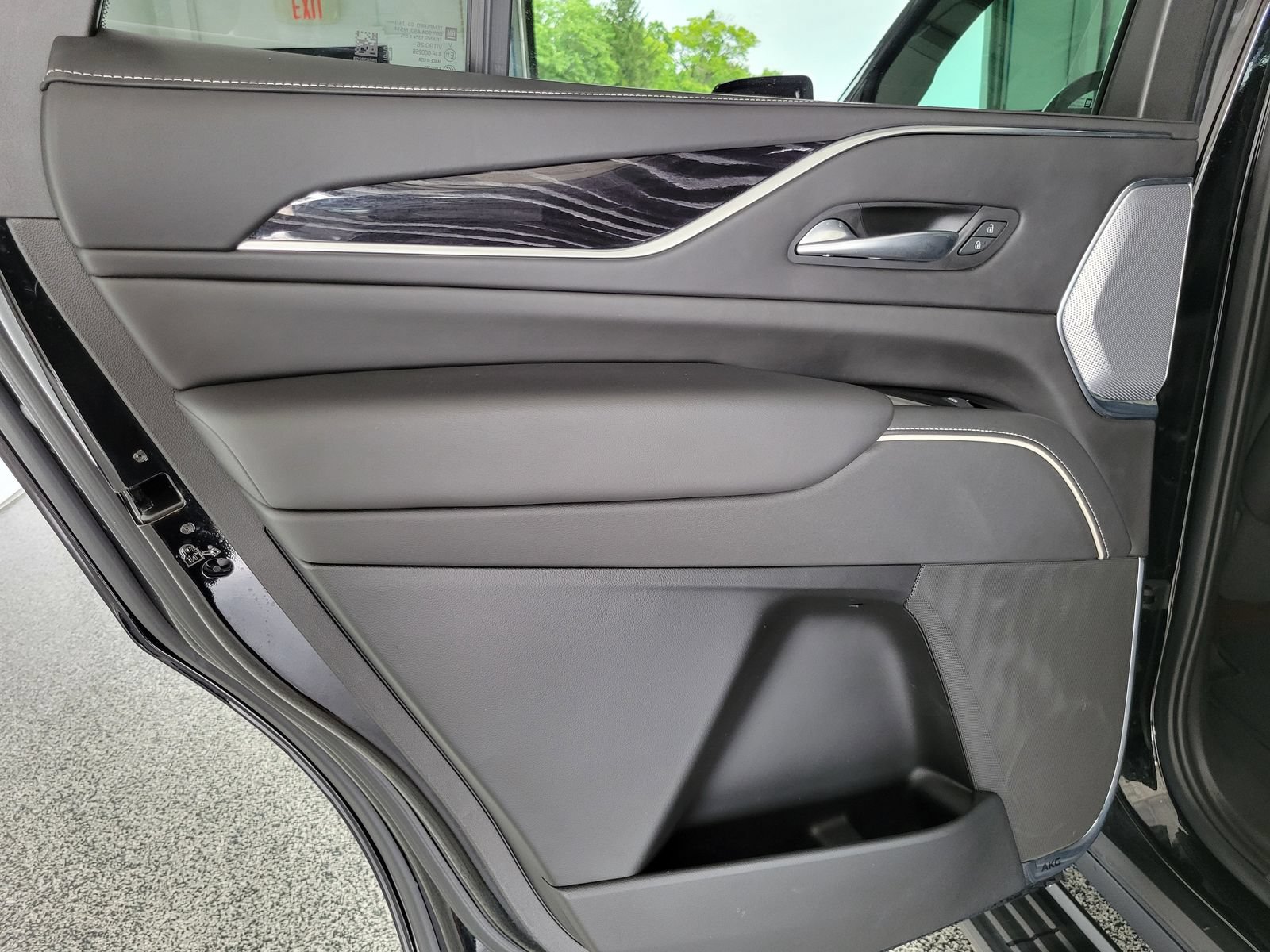 Used 2023 Cadillac Escalade V AWD/4WD image 27