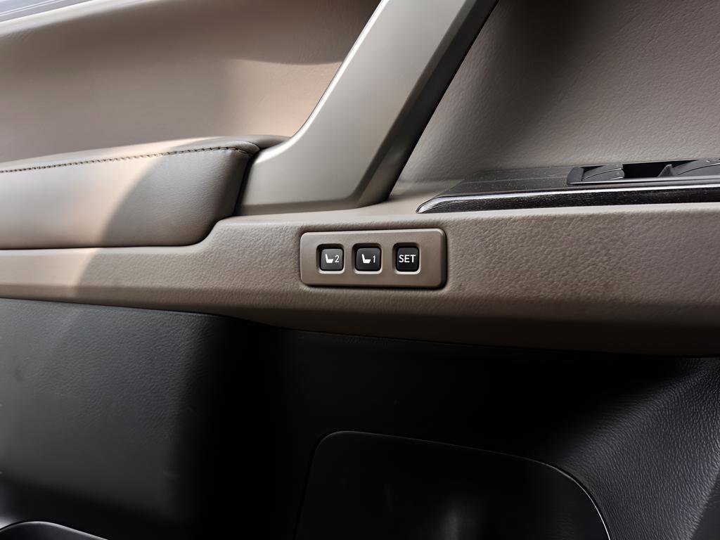 Used 2021 Lexus GX 460 Premium AWD/4WD image 21