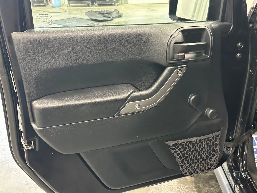 Used 2017 Jeep Wrangler Unlimited Sport w/ Connectivity Group image 12