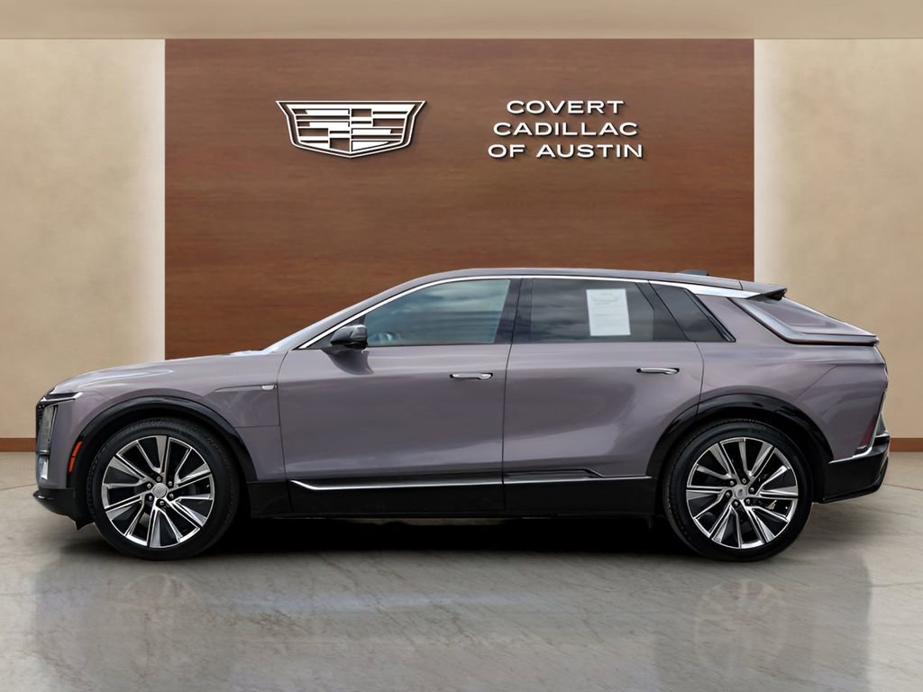 Certified 2025 Cadillac Lyriq Luxury w/ LPO, Floor Liner Package image 2