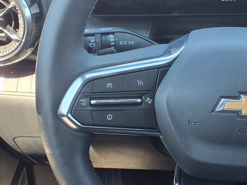 Used 2026 Chevrolet Equinox LT FWD image 15