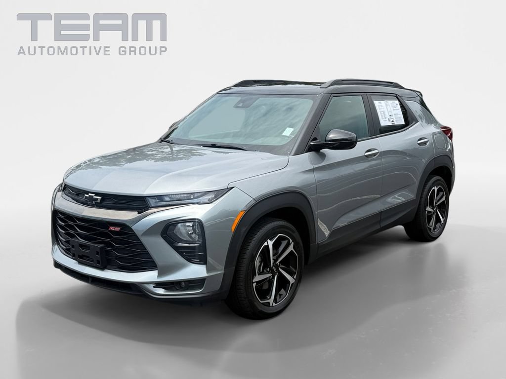 Used 2023 Chevrolet TrailBlazer RS w/ Convenience Package AWD/4WD image 3