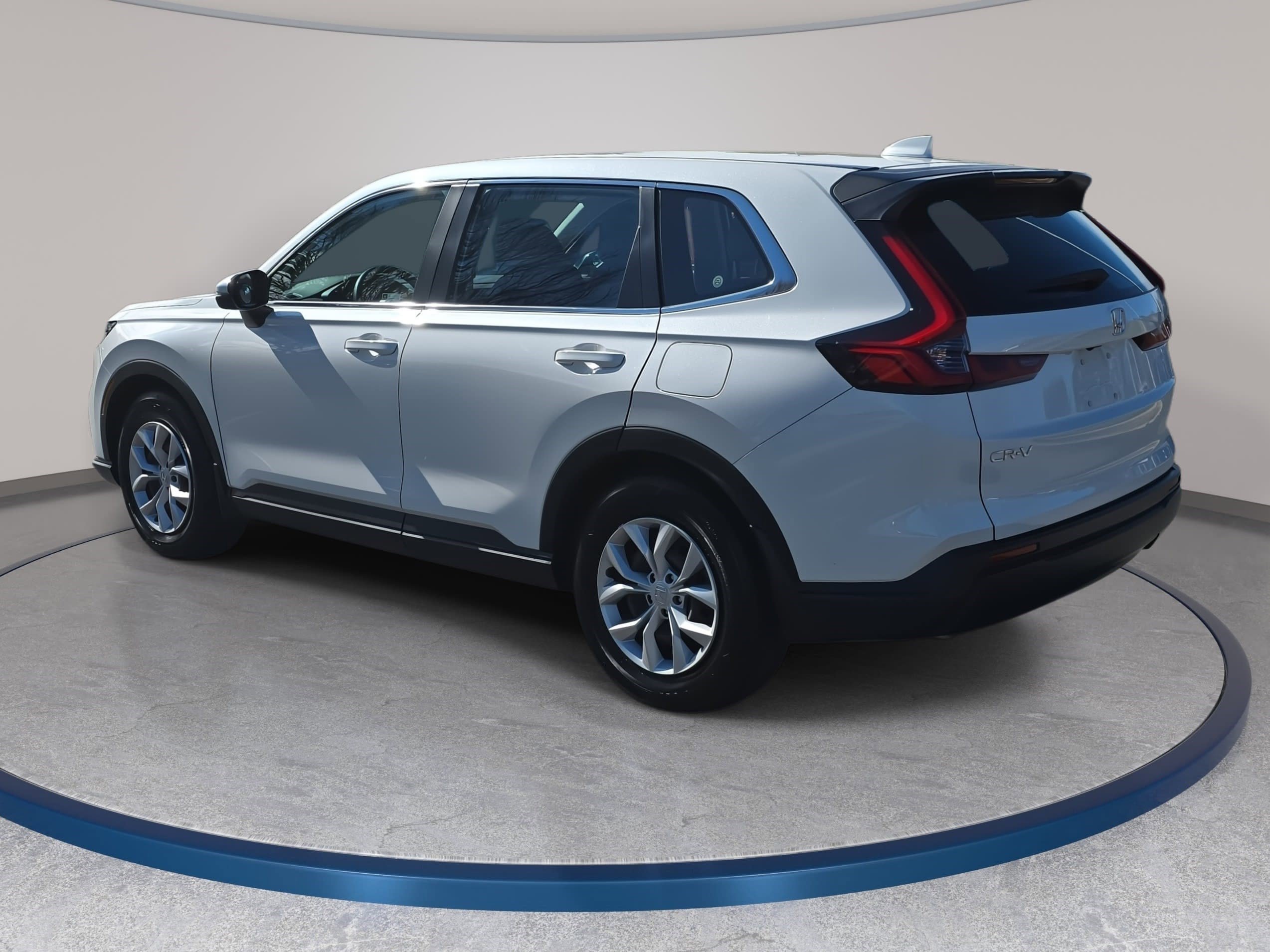 Used 2023 Honda CR-V LX image 7