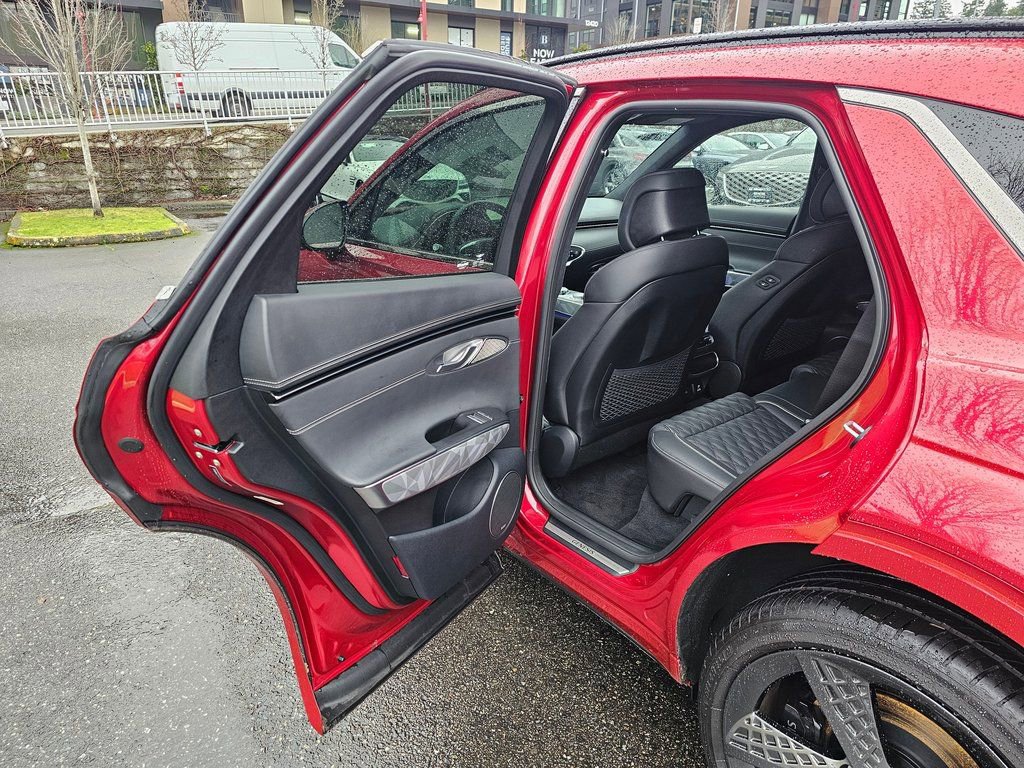 Certified 2025 Genesis GV70 3.5T Sport w/ Sport Advanced Package image 22