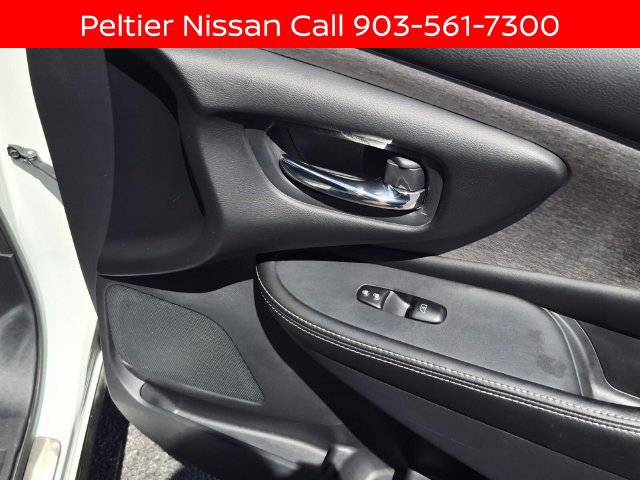 Certified 2024 Nissan Murano SV w/ SV Midnight Edition Package FWD image 15